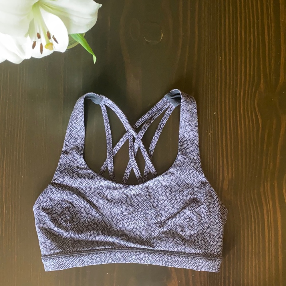 Lululemon FREE TO BE SERENE bra